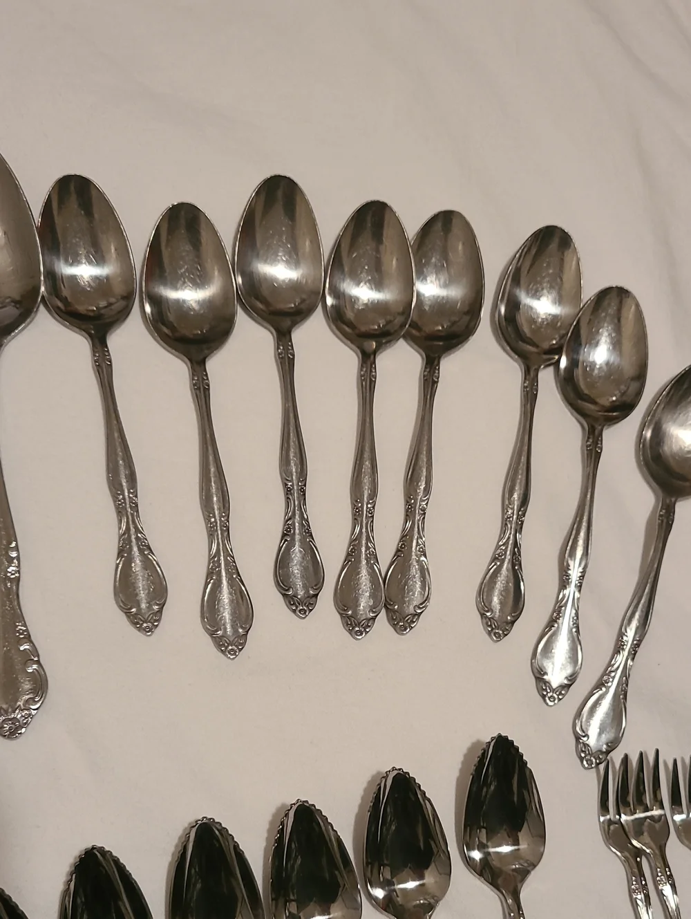 Vintage Imperial Stainless Korea Flatware 42 Pc Fleurette Pattern Floral Fork